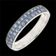 Anillo dos vueltas oro blanco y zafiro azul