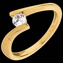 <a href=http://de.edenly.com/solitar/solitar-apostrophe-gelbgold-026-karat,362,3.html?liste_cat=2X3X4X5X12 style=color:#fff;text-decoration:none;><u>Solit�r apostrophe in Gelbgold  - 0.26 Karat</u><br><br><strike>1420 €</strike> (-58%) <b style=color:#FF9999;>590 €</b></a>