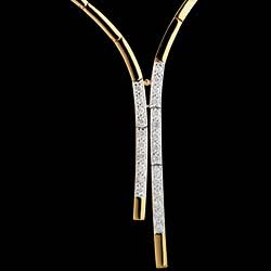 <a href=http://www.edenly.com/collection-edencity/collier-tenue-de-soiree,1246,112.html?liste_cat=112 style=color:#fff;text-decoration:none;><u>Collier tenue de soir�e</u><br><br><strike>4370 €</strike> (-54%) <b style=color:#FF9999;>1990 €</b></a>