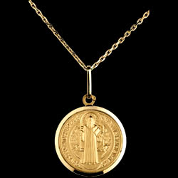 <a href=http://it.edenly.com/ciondoli-medaglie-croci-simboli/medaglia-san-benedetto-16-mm,975,39.html?url=ciondoli-collane&liste_cat=14X15X16X42X29X39 style=color:#fff;text-decoration:none;>Medaglia San Benedetto- 16 mm <br><b style=color:#FFE492;>220 €</b> (-24%) </a>