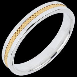 <a href=http://www.edenly.com/alliance-or-femme/alliance-juliette,3093,11.html?liste_cat=11 style=color:#fff;text-decoration:none;><u>Alliance Juliette</u><br><br><b>530 €</b></a>