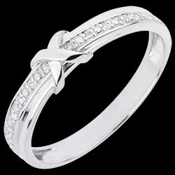 <a href=http://www.edenly.com/alliance-or-diamant/alliance-signe-amour,3113,10.html style=color:#fff;text-decoration:none;>Alliance Signe D'Amour <br><b style=color:#FFE492;>490 €</b> (-26%) </a>