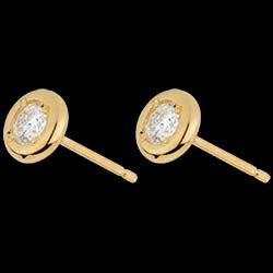 <a href=http://de.edenly.com/ohrstecker-diamanten/diamantohrringe-poupee-in-gelbgold,1282,22.html?liste_cat=22 style=color:#fff;text-decoration:none;><u>Diamantohrringe Puppe in Gelbgold</u><br><br><b>590 €</b></a>