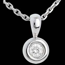<a href=http://de.edenly.com/klassische-anhanger/anhanger-calice-in-weissgold,287,15.html?liste_cat=15 style=color:#fff;text-decoration:none;><u>Anh�nger Kelch in Weissgold </u><br><br><b>460 €</b></a>