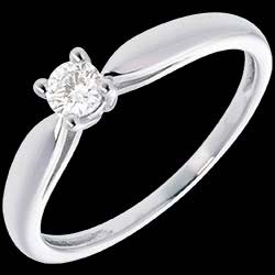 <a href=http://es.edenly.com/solitarios-diamante/solitario-ca-oro-blanco,51,3.html style=color:#fff;text-decoration:none;>Solitario ca�a oro blanco  <br><b style=color:#FFE492;>390 €</b> (-43%) </a>