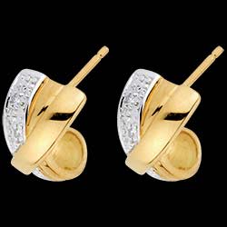 <a href=http://de.edenly.com/ohrstecker-diamanten/ohrringe-attraction,1283,22.html?liste_cat=22 style=color:#fff;text-decoration:none;><u>Ohrringe Attraktion</u><br><br><strike>530 €</strike> (-32%) <b style=color:#FF9999;>360 €</b></a>