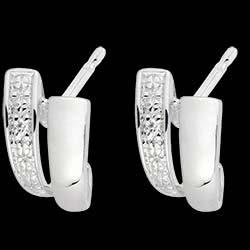 <a href=http://it.edenly.com/orecchini-cerchio-oro-diamanti/orecchini-saggezza-oro-bianco-diamanti,1507,23.html?url=orecchini-cerchio-oro-diamanti&liste_cat=23 style=color:#fff;text-decoration:none;>Orecchini Saggezza oro bianco diamanti <br><b style=color:#FFE492;>250 €</b> (-26%) </a>