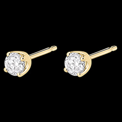 <a href=http://www.edenly.com/puces-diamants/boucles-oreilles-diamants-tgm-puces-or-jaune-cara,197,22.html?liste_cat=20X22X24X23X38 style=color:#fff;text-decoration:none;><u>  Boucles d'oreilles diamants (TGM) - puces or jaune  - 0.4 carats</u><br><br><strike>1410 €</strike> (-37%) <b style=color:#FF9999;>890 €</b></a>