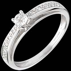 <a href=http://www.edenly.com/solitaires-accompagnes/solitaire-arceau-or-blanc-pave-21-carats,416,4.html style=color:#fff;text-decoration:none;><u>Solitaire arceau or blanc pavé - 0.21 carats</u><br><br><strike>1030 €</strike> (-43%) <b style=color:#FF9999;>590 €</b></a>