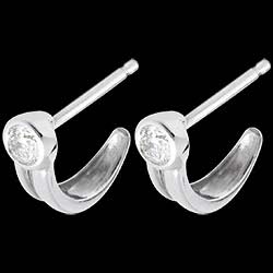 <a href=http://de.edenly.com/ohrstecker-diamanten/ohrstecker-karabiner-weissgold-025-karat,455,22.html?liste_cat=22 style=color:#fff;text-decoration:none;><u>Diamant Ohrstecker Karabiner in Weissgold - 0.25 Karat</u><br><br><b>810 €</b></a>