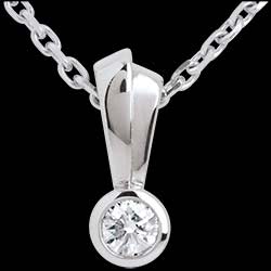 <a href=http://de.edenly.com/klassische-anhanger/anhanger-trophae-weissgold,412,15.html?liste_cat=15 style=color:#fff;text-decoration:none;><u>Anh�nger Troph�e in Weissgold</u><br><br><b>500 €</b></a>