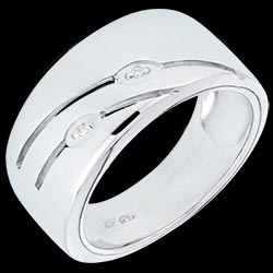 <a href=http://argent.edenly.com/bagues-larges-argent/bague-boreale,6009,2008.html style=color:#fff;text-decoration:none;><u>Bague Boréale</u><br><br><strike>140 €</strike> (-29%) <b style=color:#FF9999;>100 €</b></a>