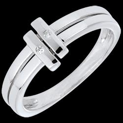 <a href=http://argent.edenly.com/bagues-fines-argent/bague-vita-argent-diamant,6199,2007.html?liste_cat=2006X2010X2008X2007 style=color:#fff;text-decoration:none;><u>Bague Vita argent et diamant</u><br><br><b>59 €</b></a>