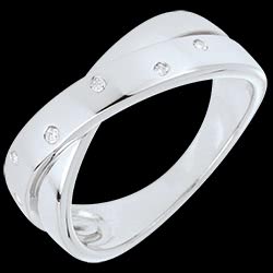 <a href=http://argent.edenly.com/bagues-fines-argent/bague-doubles-anneaux-etoiles-argent-diamant,6204,2007.html?liste_cat=2006X2010X2008X2007 style=color:#fff;text-decoration:none;><u>Bague Doubles anneaux �toil�s argent et diamant</u><br><br><b>119 €</b></a>