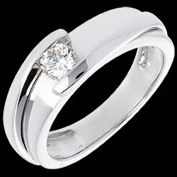 <a href=http://www.edenly.com/solitaire-diamant/solitaire-bipolaire-or-blanc-tgm-31-carats,106,3.html?url=bague-fiancaille&liste_cat=2X3X4X5X12 style=color:#fff;text-decoration:none;>Solitaire bipolaire or blanc (TGM+) - 0.31 carats <br><b style=color:#FFE492;>1190 €</b> (-54%) </a>