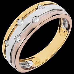 <a href=http://en.edenly.com/rings-large/milky-way-ring,1164,8.html?liste_cat=6X7X8 style=color:#fff;text-decoration:none;><u>Milky Way Ring</u><br><br><strike>� 969</strike> (-43%) <b style=color:#FF9999;>� 559</b></a>