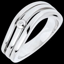 <a href=http://argent.edenly.com/bagues-larges-argent/bague-solitaire-vagues-argent-diamant,6213,2008.html?liste_cat=2008 style=color:#fff;text-decoration:none;><u>Bague Solitaire Vagues argent et diamant</u><br><br><b>69 €</b></a>
