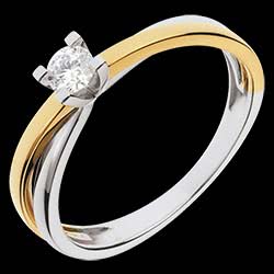 <a href=http://www.edenly.com/collection-saturne/solitaire-duetino-or-jaune-or-blanc,1113,119.html?liste_cat=119 style=color:#fff;text-decoration:none;><u>Solitaire Duetino or jaune-or blanc</u><br><br><strike>1130 €</strike> (-48%) <b style=color:#FF9999;>590 €</b></a>