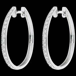 <a href=http://it.edenly.com/orecchini-cerchio-oro-diamanti/orecchini-fede-di-venere,1291,23.html?url=orecchini-cerchio-oro-diamanti&liste_cat=23 style=color:#fff;text-decoration:none;>Orecchini Fede di Venere <br><b style=color:#FFE492;>550 €</b> (-38%) </a>