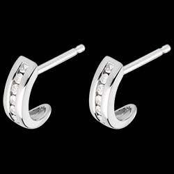 <a href=http://it.edenly.com/orecchini-cerchio-oro-diamanti/orecchini-mezza-luna-pave-oro-bianco-12-diamanti,209,23.html?url=orecchini-cerchio-oro-diamanti&liste_cat=23 style=color:#fff;text-decoration:none;>Orecchini Mezza Luna pav� oro bianco  - 12 diamanti <br><b style=color:#FFE492;>340 €</b> (-28%) </a>
