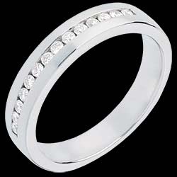 <a href=http://de.edenly.com/goldene-trauringe-mit-diamanten/trauring-semi-pave-weissgold-kanalfassung-021-kara,529,10.html?liste_cat=10 style=color:#fff;text-decoration:none;><u>Trauring zur H�lfte mit Diamanten besetzt in Weissgold - Kanalfassung - 0.21 Karat - 14 Diamanten</u><br><br><strike>1360 €</strike> (-35%) <b style=color:#FF9999;>890 €</b></a>