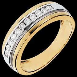 <a href=http://en.edenly.com/rings-large/macaroon-ring,1159,8.html?liste_cat=6X7X8 style=color:#fff;text-decoration:none;><u>Macaroon Half Eternity Ring</u><br><br><strike>� 1579</strike> (-47%) <b style=color:#FF9999;>� 839</b></a>