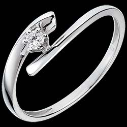 <a href=http://it.edenly.com/anelli-solitari/solitario-orione-oro-bianco,1114,3.html?mode_search=best style=color:#fff;text-decoration:none;>Solitario Orione oro bianco <br><b style=color:#FFE492;>360 €</b> (-32%) </a>