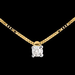 <a href=http://it.edenly.com/collane-classiche/collana-solitario-oro-giallo,153,15.html?url=ciondoli-collane&liste_cat=14X15X16X42X29X39 style=color:#fff;text-decoration:none;>Collana Punto luce oro giallo <br><b style=color:#FFE492;>220 €</b> (-51%) </a>