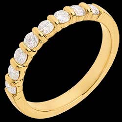 <a href=http://www.edenly.com/alliance-or-diamant/alliance-or-jaune-semi-pavee-serti-barrettes-carat,611,10.html?liste_cat=10 style=color:#fff;text-decoration:none;><u>Alliance or jaune semi pav�e - serti barrettes - 0.5 carats - 8 diamants</u><br><br><strike>1570 €</strike> (-37%) <b style=color:#FF9999;>990 €</b></a>