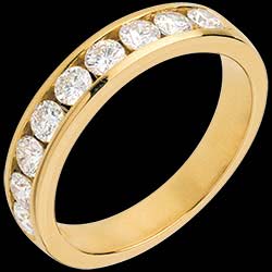 <a href=http://www.edenly.com/alliance-or-diamant/alliance-or-jaune-semi-pavee-serti-rail-075-carat,588,10.html?liste_cat=10 style=color:#fff;text-decoration:none;><u>  Alliance or jaune semi pav�e - serti rail  - 0.75 carats - 9 diamants</u><br><br><strike>2150 €</strike> (-31%) <b style=color:#FF9999;>1490 €</b></a>
