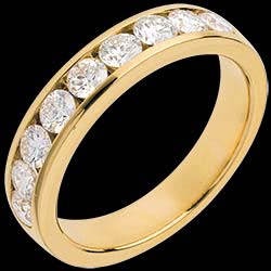 <a href=http://www.edenly.com/alliance-or-diamant/alliance-or-jaune-semi-pavee-serti-rail-carats-dia,596,10.html?liste_cat=10 style=color:#fff;text-decoration:none;><u>Alliance or jaune semi pav�e - serti rail  - 1 carats - 9 diamants</u><br><br><strike>2890 €</strike> (-31%) <b style=color:#FF9999;>1990 €</b></a>