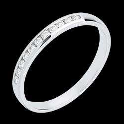 <a href=http://de.edenly.com/goldene-trauringe-mit-diamanten/trauring-semi-pave-weissgold-kanalfassung-11-diama,558,10.html?liste_cat=10 style=color:#fff;text-decoration:none;><u>Trauring zur H�lfte mit Diamanten besetzt in Weissgold - Kanalfassung  - 11 Diamanten</u><br><br><strike>490 €</strike> (-20%) <b style=color:#FF9999;>390 €</b></a>