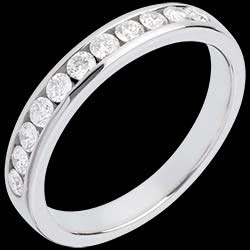 <a href=http://www.edenly.com/alliance-or-diamant/alliance-or-blanc-semi-pavee-serti-rail-04-carats,547,10.html?liste_cat=10 style=color:#fff;text-decoration:none;><u>Alliance or blanc semi pav�e - serti rail - 0.4 carats - 11 diamants</u><br><br><strike>1190 €</strike> (-25%) <b style=color:#FF9999;>890 €</b></a>