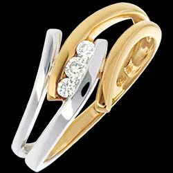 <a href=http://de.edenly.com/trilogie/trilogie-arabesque-weiss-und-gelbgold-diamanten,37,5.html style=color:#fff;text-decoration:none;><u>Trilogiering Arabesque in Weiss- und Gelbgold - 3 Diamanten</u><br><br><b>880 €</b></a>