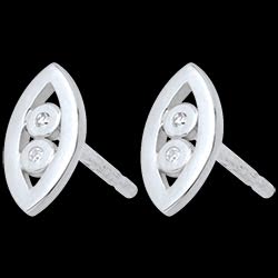 <a href=http://argent.edenly.com/boucles-d-oreilles-puces-argent/boucles-oreilles-puces-ogiva-argent-diamant,6015,2022.html?liste_cat=2020X2022X2024X2023 style=color:#fff;text-decoration:none;><u>Boucles d'oreilles puces Ogiva - Argent Diamant</u><br><br><strike>100 €</strike> (-30%) <b style=color:#FF9999;>70 €</b></a>
