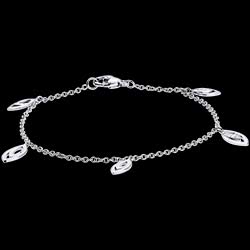 <a href=http://argent.edenly.com/bracelets-souples-argent/bracelet-plumette-argent-diamant,6281,2019.html?liste_cat=2019 style=color:#fff;text-decoration:none;><u>Bracelet Plumette argent et diamant</u><br><br><b>89 €</b></a>