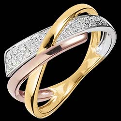 <a href=http://it.edenly.com/anelli-sottili/anello-arte-dell-universo,1180,7.html?url=anelli&liste_cat=6X7X8X32X33X35X43 style=color:#fff;text-decoration:none;>Anello Arte dell'Universo <br><b style=color:#FFE492;>450 €</b> (-41%) </a>