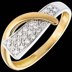 <a href=http://en.edenly.com/rings-fine/siren-ring-yellow-and-white-gold-paved-20diamonds,89,7.html?liste_cat=7 style=color:#fff;text-decoration:none;><u>Siren ring yellow and white gold paved - 20diamonds</u><br><br><strike>� 669</strike> (-31%) <b style=color:#FF9999;>� 469</b></a>