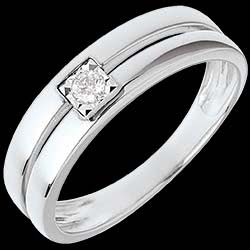 <a href=http://www.edenly.com/solitaire-diamant/bague-double-rangs-avec-diamant-centre,15,3.html?liste_cat=2X3X4X5X12 style=color:#fff;text-decoration:none;><u>Bague double rangs avec diamant de centre</u><br><br><b>650 €</b></a>