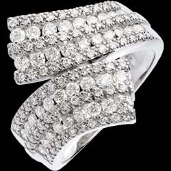 <a href=http://it.edenly.com/anelli-larghi/anello-sciarpa-pave-carati-108-diamanti,81,8.html?url=anelli&liste_cat=6X7X8X32X33X35X43 style=color:#fff;text-decoration:none;>Anello Sciarpa pav�  - 1.1 carati - 108 diamanti <br><b style=color:#FFE492;>1290 €</b> (-55%) </a>