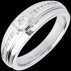 <a href=http://de.edenly.com/solitar-umrandet-von-diamanten/solitar-empire-pave-weissgold-033-karat,418,4.html?liste_cat=4 style=color:#fff;text-decoration:none;><u>Solit�r Empire pav� in Weissgold - 0.33 Karat</u><br><br><strike>1490 €</strike> (-34%) <b style=color:#FF9999;>990 €</b></a>