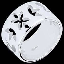 <a href=http://argent.edenly.com/bagues-larges-argent/bague-dentelle-fleurie,6016,2008.html style=color:#fff;text-decoration:none;><u>Bague Dentelle Fleurie 1</u><br><br><strike>130 €</strike> (-31%) <b style=color:#FF9999;>90 €</b></a>