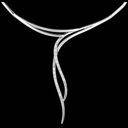 <a href=http://de.edenly.com/klassische-anhanger/collier-elfe-weissgold-mit-18-diamanten,1249,15.html?liste_cat=15 style=color:#fff;text-decoration:none;><u>Y Collier Elfe - Wei�gold mit 18 Diamanten</u><br><br><strike>4200 €</strike> (-57%) <b style=color:#FF9999;>1790 €</b></a>