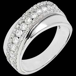 <a href=http://www.edenly.com/collection-saturne/bague-saturne-diamant,1202,119.html?liste_cat=119 style=color:#fff;text-decoration:none;><u>Bague Saturne diamant</u><br><br><strike>3180 €</strike> (-53%) <b style=color:#FF9999;>1490 €</b></a>