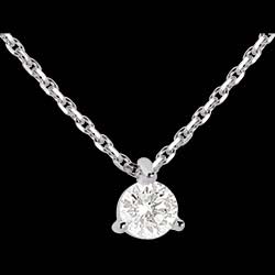 <a href=http://it.edenly.com/collane-classiche/collana-solitario-oro-bianco-26-carati,139,15.html?url=ciondoli-collane&liste_cat=14X15X16X42X29X39 style=color:#fff;text-decoration:none;>Collana Punto luce oro bianco  - 0.26 carati <br><b style=color:#FFE492;>560 €</b> (-38%) </a>
