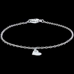 <a href=http://argent.edenly.com/bracelets-souples-argent/bracelet-mon-petit-coeur-argent-diamant,6282,2019.html?liste_cat=2019 style=color:#fff;text-decoration:none;><u>Bracelet Mon petit coeur argent et diamant</u><br><br><b>59 €</b></a>