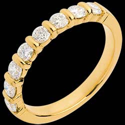 <a href=http://www.edenly.com/alliance-or-diamant/alliance-or-jaune-semi-pavee-serti-barrettes-65-ca,602,10.html?liste_cat=10 style=color:#fff;text-decoration:none;><u>Alliance or jaune semi pav�e - serti barrettes - 0.65 carats - 8 diamants</u><br><br><strike>1590 €</strike> (-38%) <b style=color:#FF9999;>990 €</b></a>