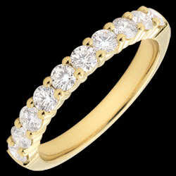 <a href=http://www.edenly.com/alliance-or-diamant/alliance-or-jaune-semi-pavee-serti-griffes-65-cara,609,10.html?url=alliance-mariage-or-diamant&liste_cat=9X10X11X30X41X36X34X37X31 style=color:#fff;text-decoration:none;>Alliance or jaune semi pav�e - serti griffes - 0.65 carats - 10 diamants <br><b style=color:#FFE492;>1190 €</b> (-30%) </a>