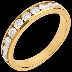 <a href=http://www.edenly.com/alliance-or-diamant/alliance-or-jaune-semi-pavee-serti-rail-65-carats,608,10.html?url=alliance-mariage-or-diamant&liste_cat=9X10X11X30X41X36X34X37X31 style=color:#fff;text-decoration:none;>Alliance or jaune semi pav�e - serti rail  - 0.65 carats - 10 diamants <br><b style=color:#FFE492;>1190 €</b> (-37%) </a>