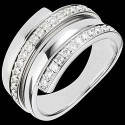 <a href=http://en.edenly.com/rings-large/white-gold-baltique-ring-045-carats,1208,8.html?liste_cat=6X7X8 style=color:#fff;text-decoration:none;><u>White Gold Baltique ring - 0.45 carats - 30 diamonds</u><br><br><strike>� 2219</strike> (-45%) <b style=color:#FF9999;>� 1219</b></a>